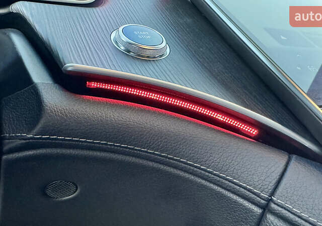 Черный Мерседес EQE, объемом двигателя 0 л и пробегом 14 тыс. км за 56800 $, фото 44 на Automoto.ua