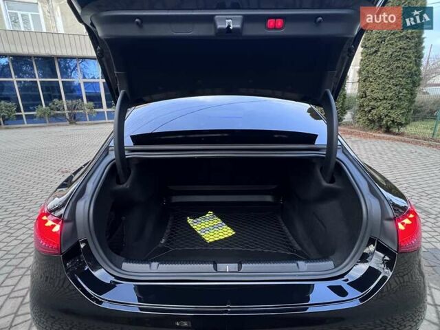 Черный Мерседес EQE, объемом двигателя 0 л и пробегом 95 тыс. км за 55000 $, фото 14 на Automoto.ua