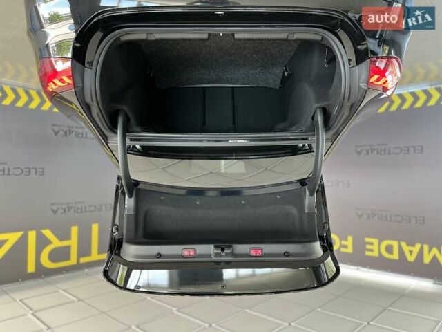 Мерседес EQE 2023 в Днепре (Днепропетровске) на Automoto.ua Черный Мерседес EQE, объемом двигателя 0 л и пробегом 14 тыс. км за 72000 $, фото 16 на Automoto.ua