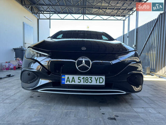 Чорний Мерседес EQE, об'ємом двигуна 0 л та пробігом 50 тис. км за 43999 $, фото 1 на Automoto.ua