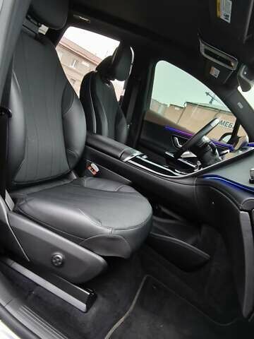 Черный Мерседес EQE, объемом двигателя 0 л и пробегом 5 тыс. км за 49999 $, фото 32 на Automoto.ua