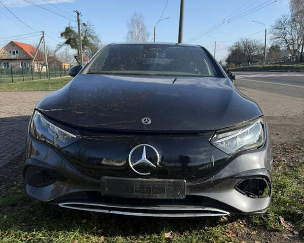 Чорний Мерседес EQE, об'ємом двигуна 0 л та пробігом 28 тис. км за 29300 $, фото 2 на Automoto.ua