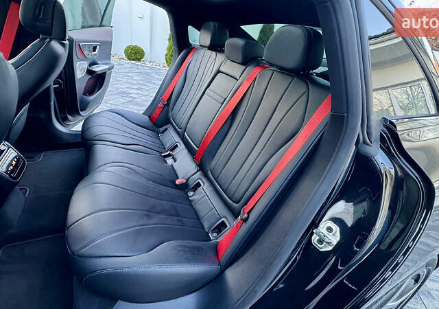 Черный Мерседес EQE, объемом двигателя 0 л и пробегом 14 тыс. км за 56800 $, фото 63 на Automoto.ua