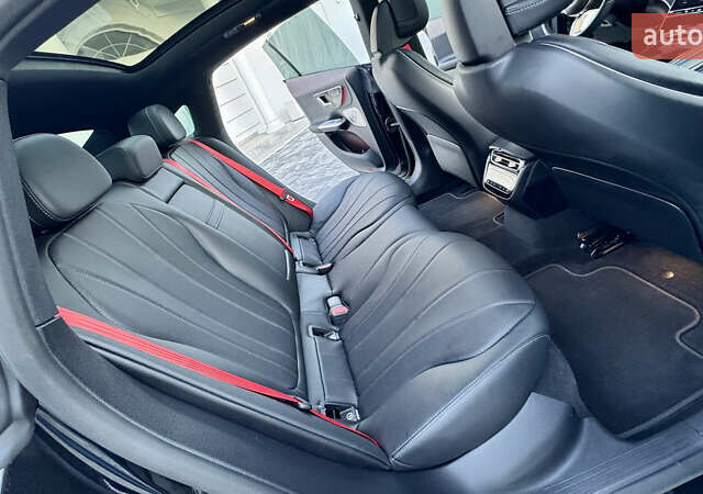 Черный Мерседес EQE, объемом двигателя 0 л и пробегом 14 тыс. км за 56800 $, фото 79 на Automoto.ua