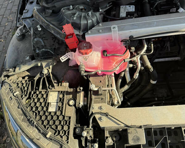 Чорний Мерседес EQE, об'ємом двигуна 0 л та пробігом 28 тис. км за 29300 $, фото 5 на Automoto.ua