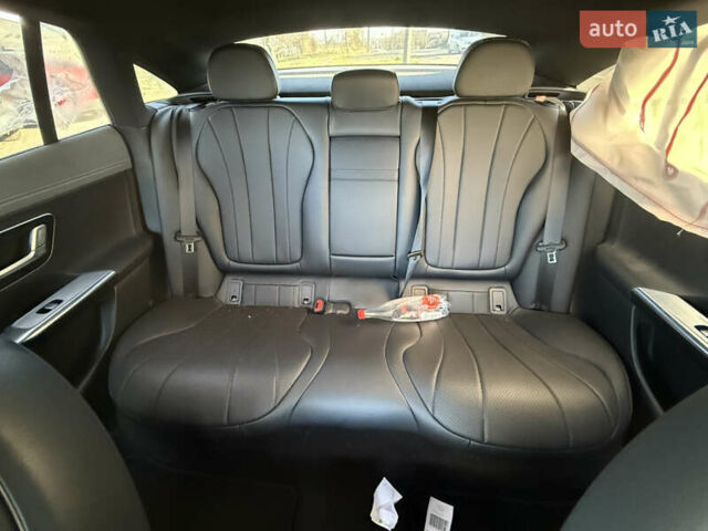 Чорний Мерседес EQE, об'ємом двигуна 0 л та пробігом 28 тис. км за 29300 $, фото 12 на Automoto.ua