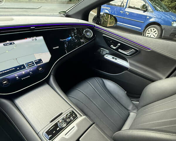 Черный Мерседес EQE, объемом двигателя 0 л и пробегом 10 тыс. км за 65500 $, фото 4 на Automoto.ua