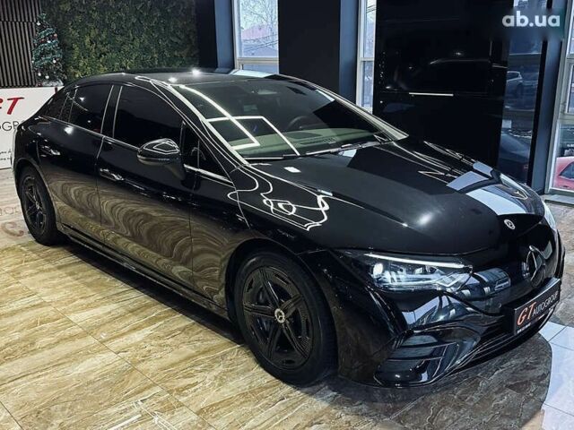 Мерседес EQE, объемом двигателя 0 л и пробегом 19 тыс. км за 56500 $, фото 2 на Automoto.ua