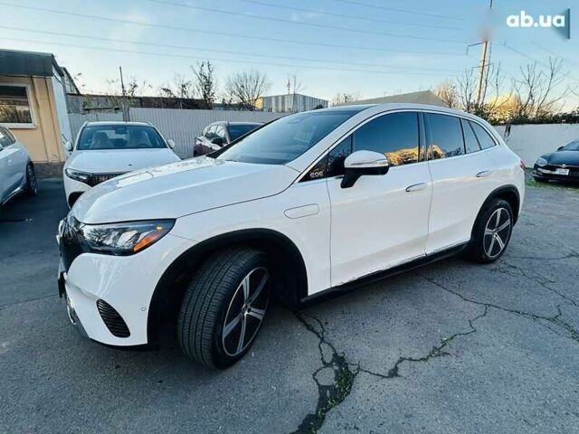 Мерседес EQE, объемом двигателя 0 л и пробегом 16 тыс. км за 52999 $, фото 12 на Automoto.ua