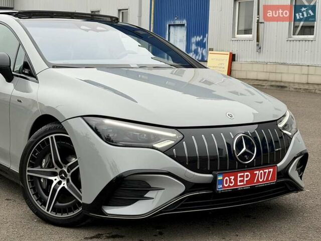 Серый Мерседес EQE, объемом двигателя 0 л и пробегом 41 тыс. км за 59900 $, фото 3 на Automoto.ua