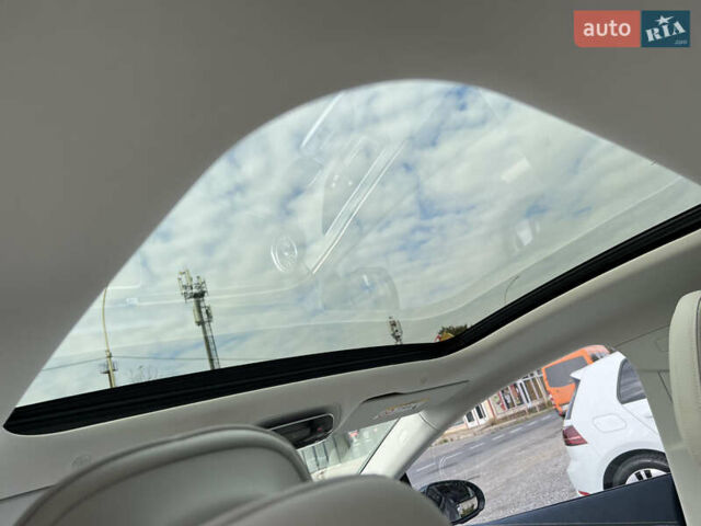 Сірий Мерседес EQE, об'ємом двигуна 0 л та пробігом 50 тис. км за 68000 $, фото 15 на Automoto.ua