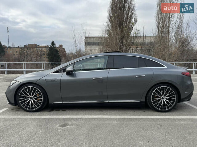 Серый Мерседес EQE, объемом двигателя 0 л и пробегом 9 тыс. км за 69900 $, фото 5 на Automoto.ua
