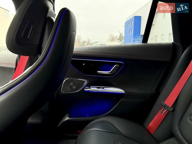 Серый Мерседес EQE, объемом двигателя 0 л и пробегом 41 тыс. км за 59900 $, фото 51 на Automoto.ua