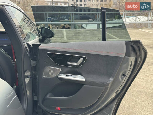 Серый Мерседес EQE, объемом двигателя 0 л и пробегом 9 тыс. км за 69900 $, фото 30 на Automoto.ua