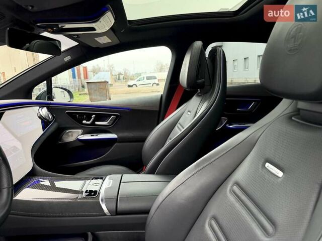 Серый Мерседес EQE, объемом двигателя 0 л и пробегом 41 тыс. км за 59900 $, фото 27 на Automoto.ua