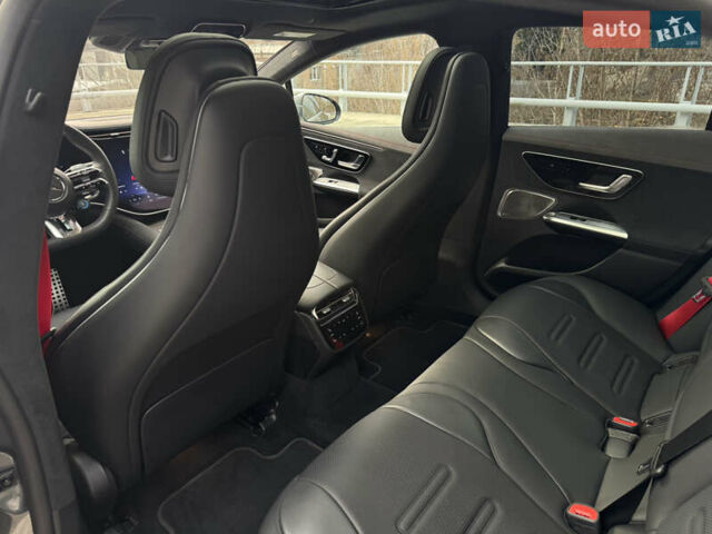 Серый Мерседес EQE, объемом двигателя 0 л и пробегом 9 тыс. км за 69900 $, фото 25 на Automoto.ua