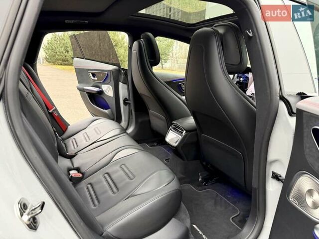 Серый Мерседес EQE, объемом двигателя 0 л и пробегом 41 тыс. км за 59900 $, фото 47 на Automoto.ua