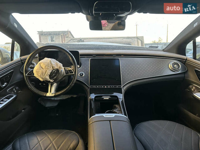 Серый Мерседес EQE, объемом двигателя 0 л и пробегом 68 тыс. км за 19900 $, фото 27 на Automoto.ua
