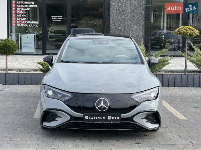 Сірий Мерседес EQE, об'ємом двигуна 0 л та пробігом 50 тис. км за 68000 $, фото 1 на Automoto.ua