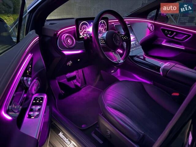 Серый Мерседес EQE, объемом двигателя 0 л и пробегом 56 тыс. км за 49518 $, фото 42 на Automoto.ua