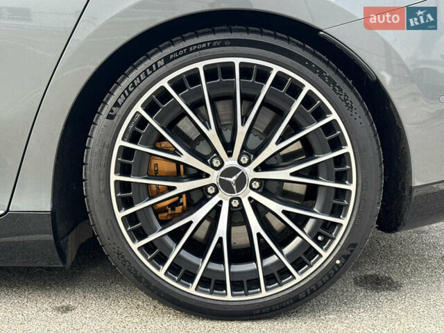 Серый Мерседес EQE, объемом двигателя 0 л и пробегом 9 тыс. км за 69900 $, фото 60 на Automoto.ua