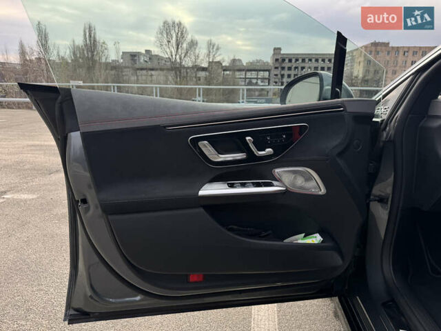 Серый Мерседес EQE, объемом двигателя 0 л и пробегом 9 тыс. км за 69900 $, фото 23 на Automoto.ua