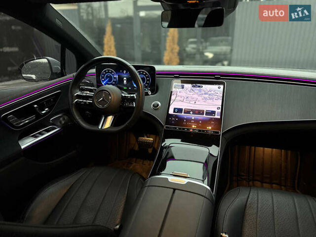 Серый Мерседес EQE, объемом двигателя 0 л и пробегом 18 тыс. км за 50000 $, фото 13 на Automoto.ua