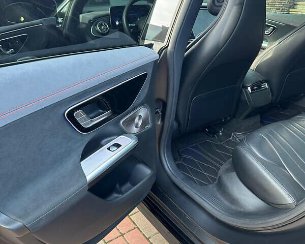 Серый Мерседес EQE, объемом двигателя 0 л и пробегом 28 тыс. км за 70000 $, фото 37 на Automoto.ua