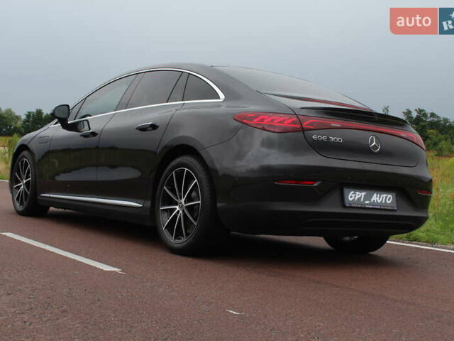 Серый Мерседес EQE, объемом двигателя 0 л и пробегом 30 тыс. км за 43800 $, фото 7 на Automoto.ua