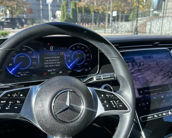 Серый Мерседес EQE, объемом двигателя 0 л и пробегом 38 тыс. км за 42500 $, фото 43 на Automoto.ua
