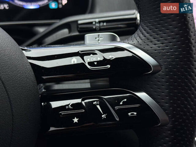 Серый Мерседес EQE, объемом двигателя 0 л и пробегом 18 тыс. км за 50000 $, фото 25 на Automoto.ua