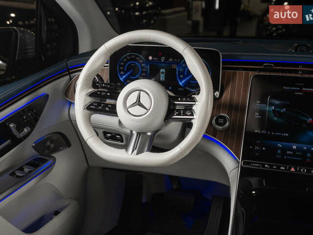 Серый Мерседес EQE, объемом двигателя 0 л и пробегом 27 тыс. км за 53900 $, фото 12 на Automoto.ua