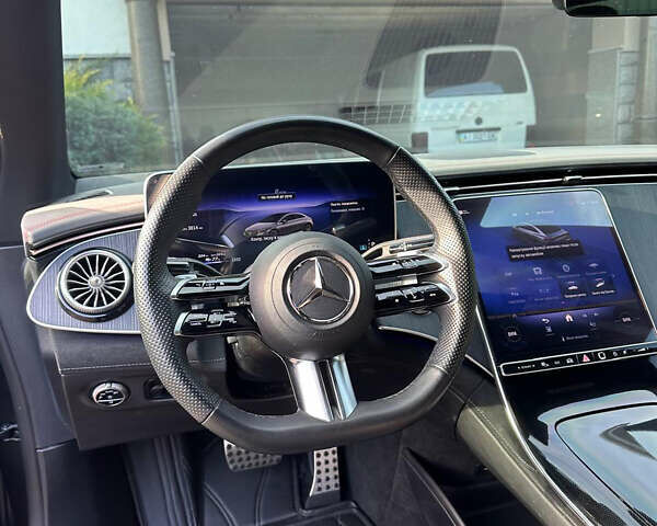 Серый Мерседес EQE, объемом двигателя 0 л и пробегом 28 тыс. км за 70000 $, фото 30 на Automoto.ua