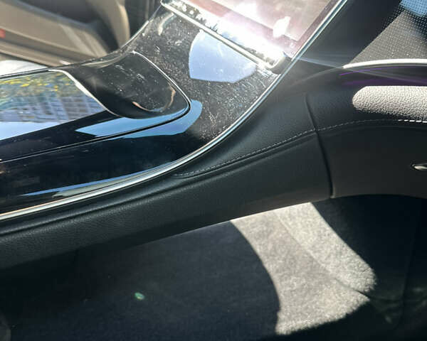 Серый Мерседес EQE, объемом двигателя 0 л и пробегом 38 тыс. км за 42500 $, фото 30 на Automoto.ua