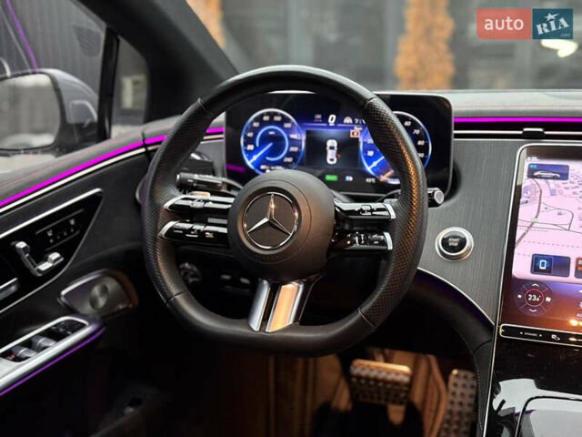 Серый Мерседес EQE, объемом двигателя 0 л и пробегом 18 тыс. км за 50000 $, фото 15 на Automoto.ua