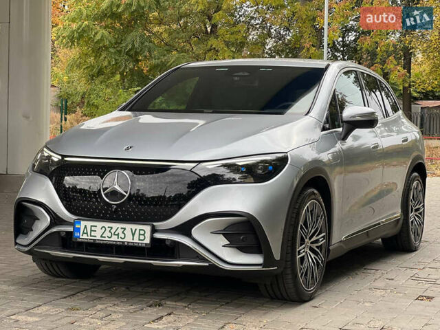 Мерседес EQE 2023 в Днепре (Днепропетровске) на Automoto.ua Серый Мерседес EQE, объемом двигателя 0 л и пробегом 12 тыс. км за 67500 $, фото 3 на Automoto.ua