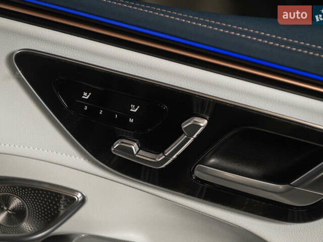 Серый Мерседес EQE, объемом двигателя 0 л и пробегом 27 тыс. км за 53900 $, фото 41 на Automoto.ua