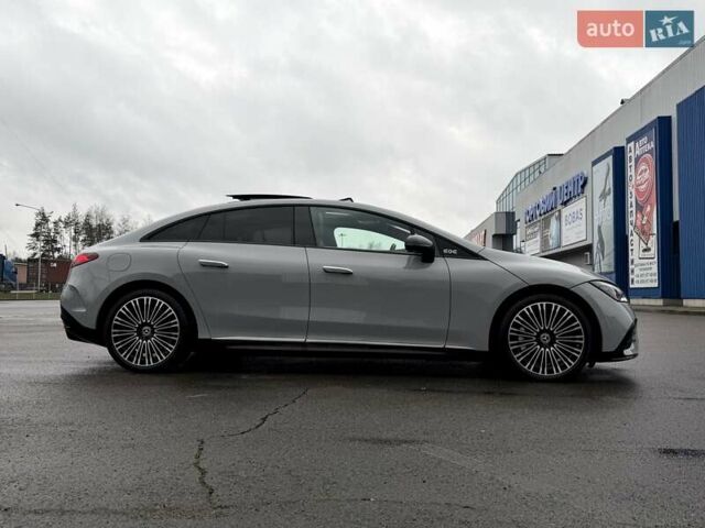 Серый Мерседес EQE, объемом двигателя 0 л и пробегом 46 тыс. км за 49999 $, фото 6 на Automoto.ua