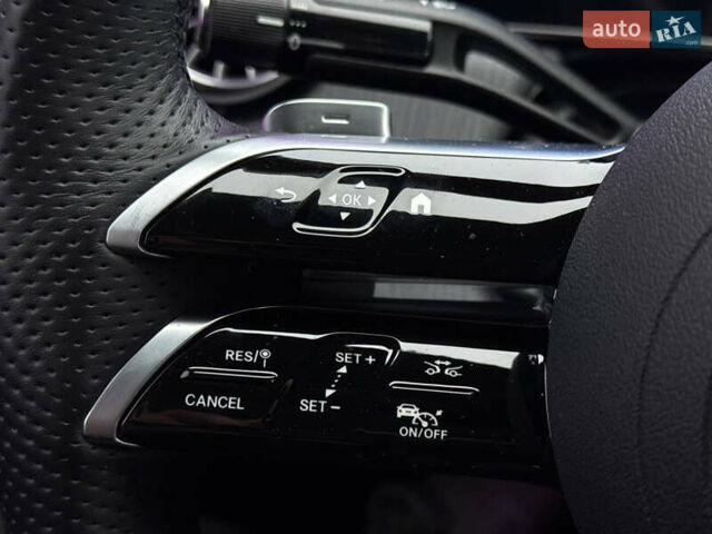 Серый Мерседес EQE, объемом двигателя 0 л и пробегом 18 тыс. км за 50000 $, фото 24 на Automoto.ua