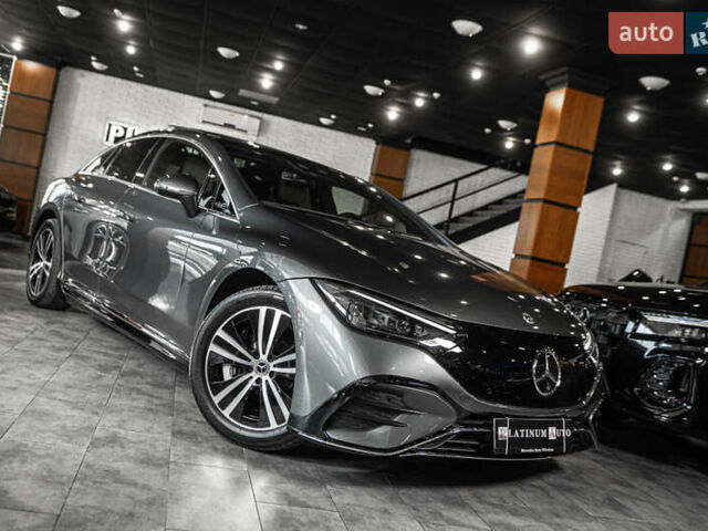Серый Мерседес EQE, объемом двигателя 0 л и пробегом 40 тыс. км за 49999 $, фото 53 на Automoto.ua