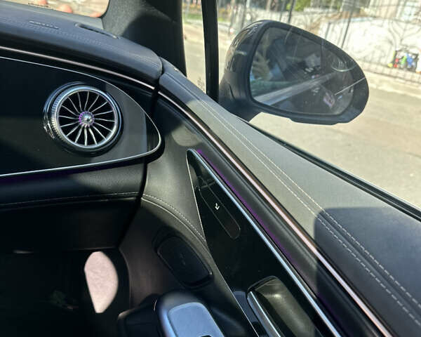 Серый Мерседес EQE, объемом двигателя 0 л и пробегом 38 тыс. км за 42500 $, фото 25 на Automoto.ua