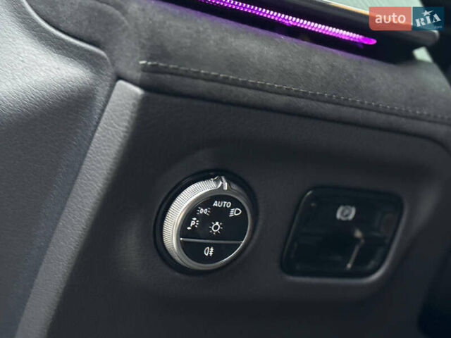 Серый Мерседес EQE, объемом двигателя 0 л и пробегом 18 тыс. км за 50000 $, фото 26 на Automoto.ua