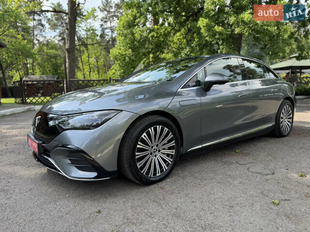 Серый Мерседес EQE, объемом двигателя 0 л и пробегом 15 тыс. км за 37300 $, фото 1 на Automoto.ua