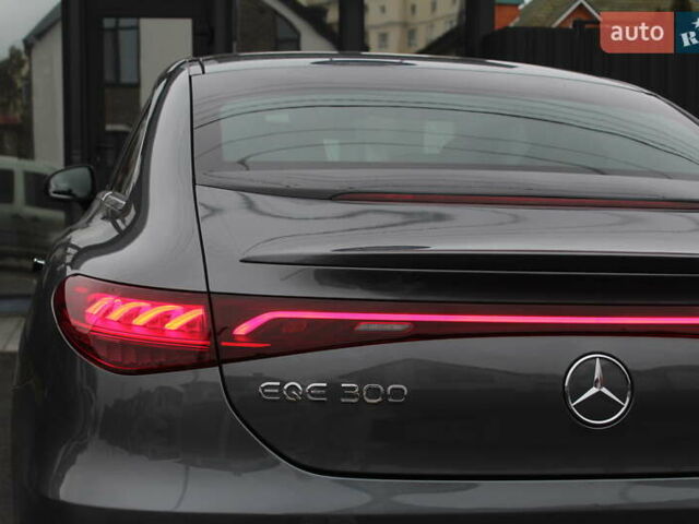 Серый Мерседес EQE, объемом двигателя 0 л и пробегом 7 тыс. км за 47700 $, фото 29 на Automoto.ua