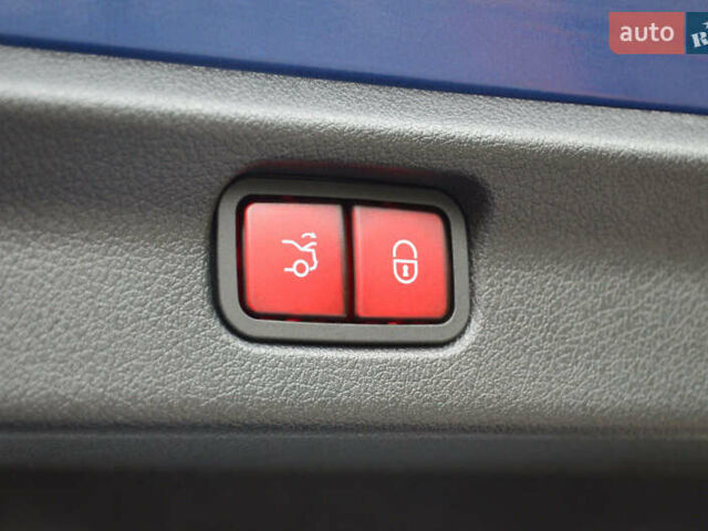 Мерседес EQE 2022 в Ковель на Automoto.ua Синий Мерседес EQE, объемом двигателя 0 л и пробегом 16 тыс. км за 43900 $, фото 28 на Automoto.ua