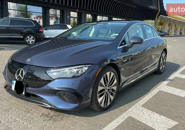 Синий Мерседес EQE, объемом двигателя 0 л и пробегом 1 тыс. км за 54500 $, фото 17 на Automoto.ua