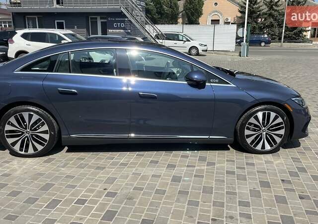 Синий Мерседес EQE, объемом двигателя 0 л и пробегом 1 тыс. км за 54500 $, фото 4 на Automoto.ua