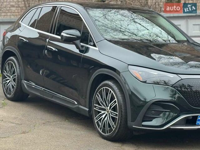 Зеленый Мерседес EQE, объемом двигателя 0 л и пробегом 28 тыс. км за 48900 $, фото 3 на Automoto.ua