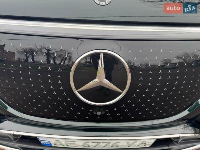 Зеленый Мерседес EQE, объемом двигателя 0 л и пробегом 28 тыс. км за 48900 $, фото 17 на Automoto.ua