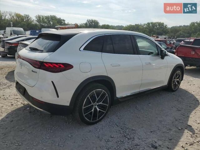 Белый Мерседес EQE SUV, объемом двигателя 0 л и пробегом 32 тыс. км за 25000 $, фото 3 на Automoto.ua